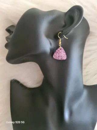 Orecchini triangolari glitter lilla