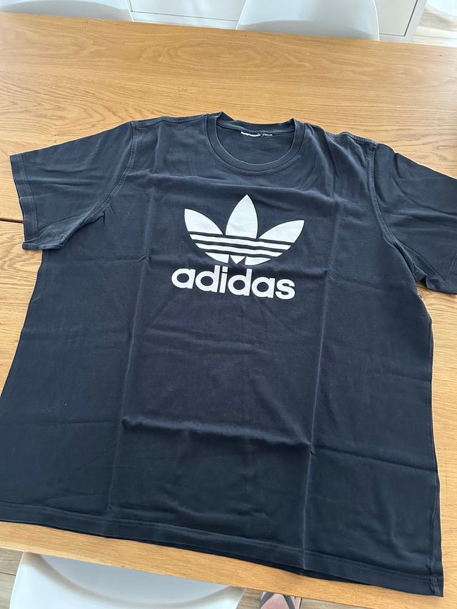 T-shirt Adidas nera originale