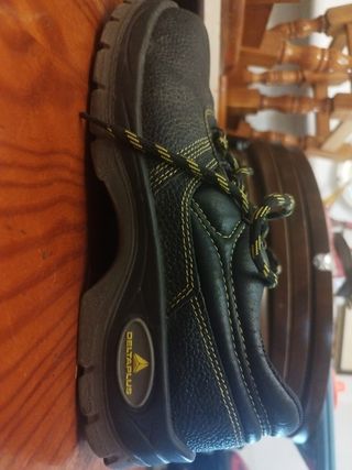 Zapatos de seguridad negros