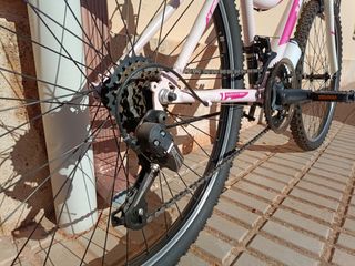 Bicicleta MTB Mujer Acero JL Wendi Rosa Fucsia