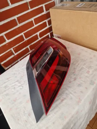 Opel Insignia Faro Trasero Derecho 2014