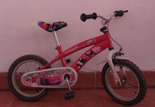 Bicicleta infantil Rayo McQueen roja