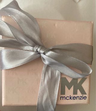 Conjunto de pendientes y colgante de Mckenzie