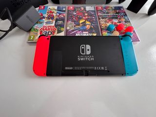 Nintendo Switch Console + Giochi
