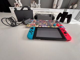 Nintendo Switch Console + Giochi