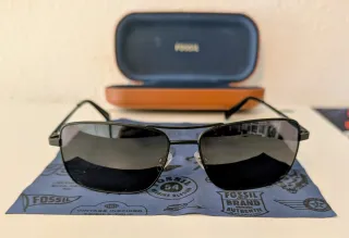 Gafas de sol Fossil negras
