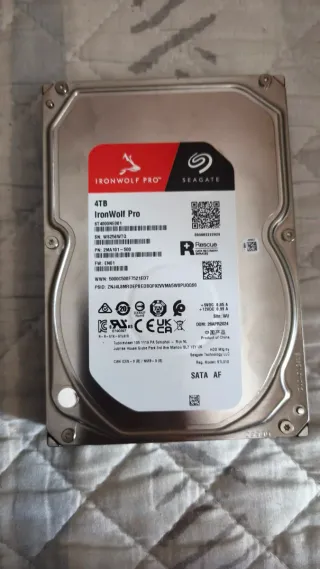 Disco Duro Seagate 4TB IronWolf Pro