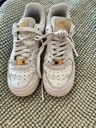Nike Air Force 1 '07 ESS blancas