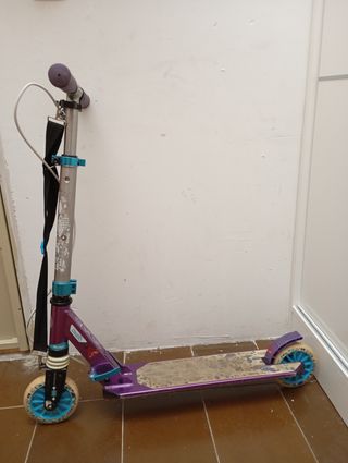 Patinete Oxelo morado niñ@.