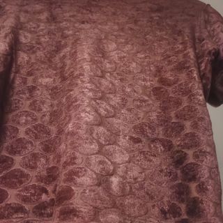 Blusa de Veludo com Estampa