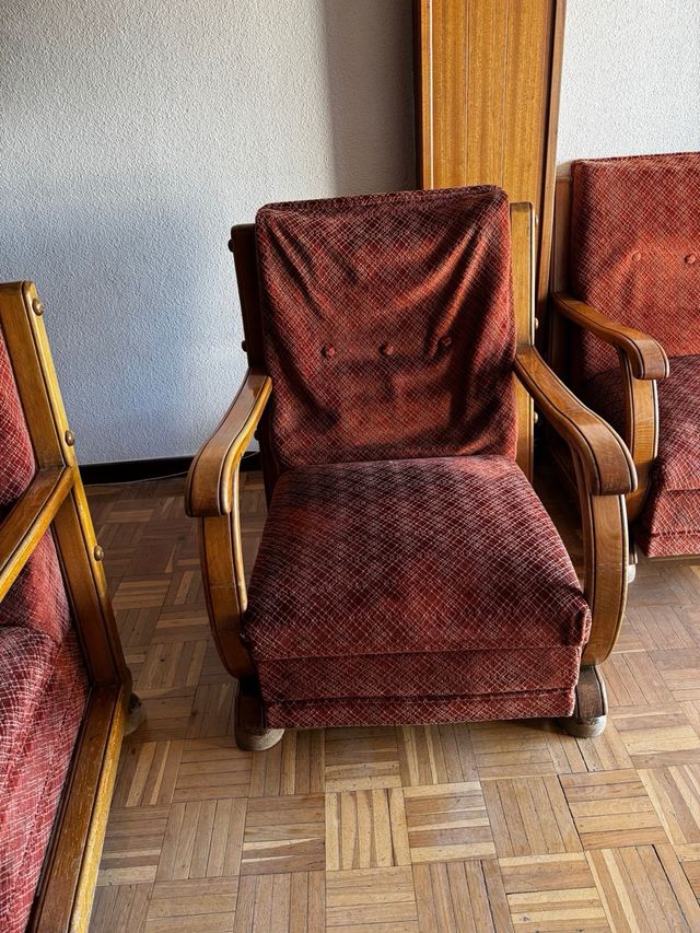 Sofá y sillón vintage tela y madera. 
