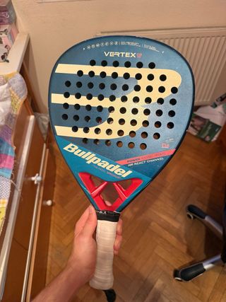 Bullpadel Vertex 03 Delfi Brea Pala Rota