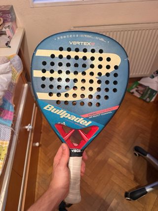 Bullpadel Vertex 03 Delfi Brea Pala Rota