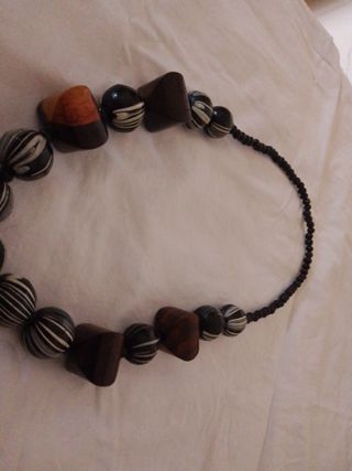 Collana etnica perle nere e marroni