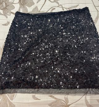 Falda corta lentejuelas negra