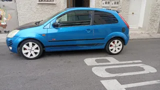 Ford Fiesta 2004 Despiece Culata Dañada