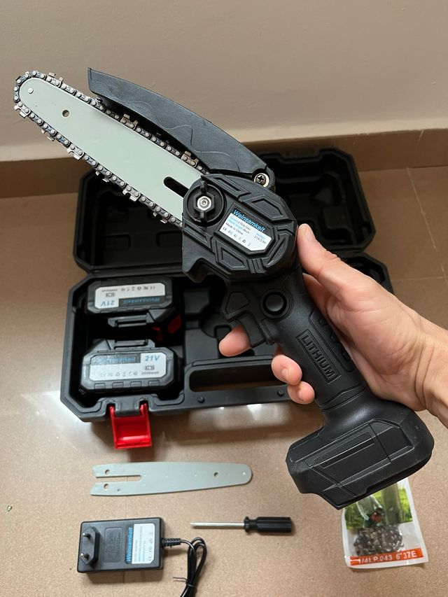 Mini Sierra Eléctrica Inalámbrica