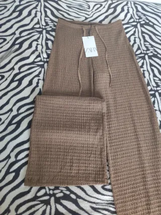 Pantalón para elefante Zara Mujer Marrón