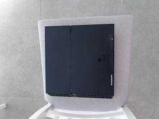 Playstation 4 + mando v2 puede juegos infinitos