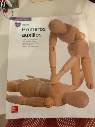 Libros Primero de Farmacia y parafarmacia