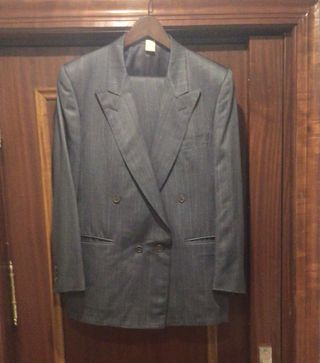 Traje Ermenegildo Zegna Gris Raya Diplomática
 