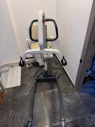 Grúa eléctrica invacare