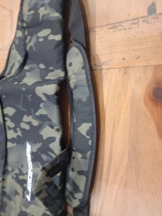 Funda para caña de pesca camuflaje