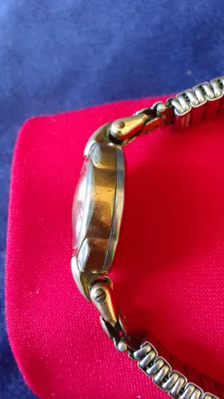 Reloj Silvana Chapado en Oro