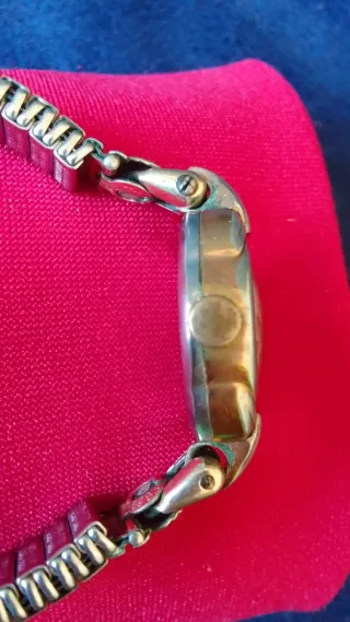 Reloj Silvana Chapado en Oro