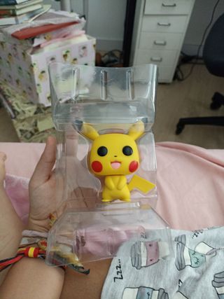 Funko Pop Pikachu Edición Especial 353