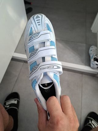 Zapatilla spinning mujer azul y blanco