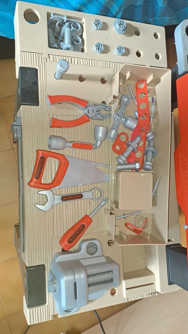 Banco da lavoro Black+Decker 