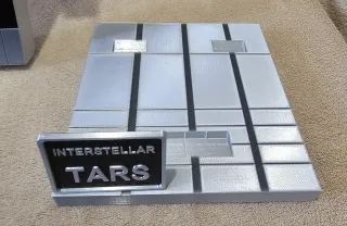 ROBOT TARS DE LA PELICULA INTERSTELLAR