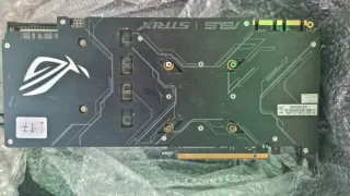 ASUS STRIX 1080ti (Para piezas o reparar)