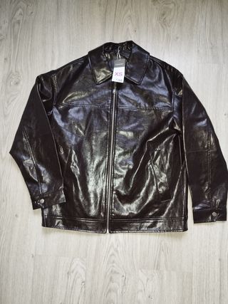 Chaqueta oversize color marrón chocolate