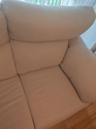 Sofá 2 plazas beige sin uso