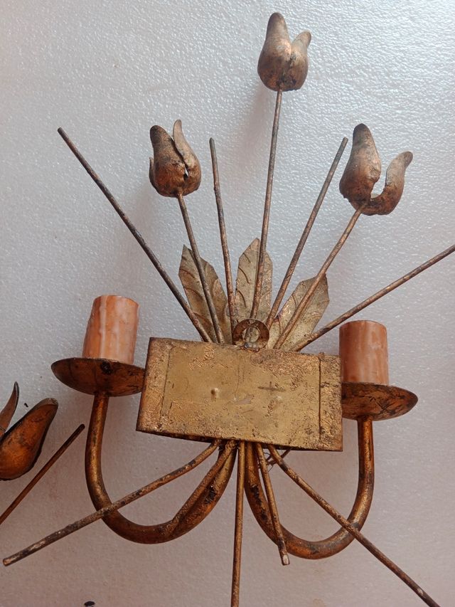 Pareja apliques dorados flores vintage retro