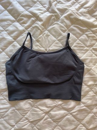 Top deportivo gris azul sin mangas