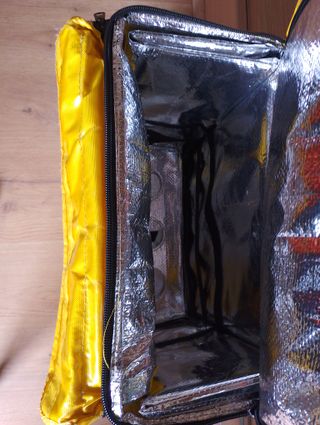 Mochila Glovo Amarilla y Turquesa
