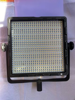 Foco LED Profesional 600 LEDs - Placa V-Mount