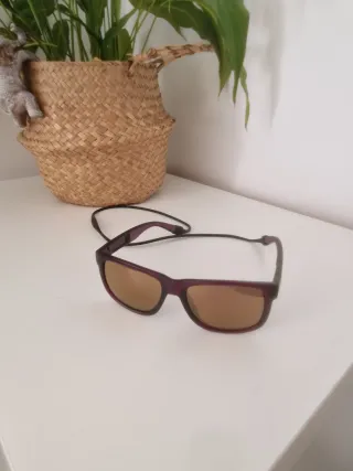 Gafas de sol Quechua moradas y negras