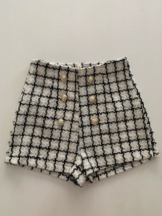 Pantalón corto tweed cuadros beige y negro