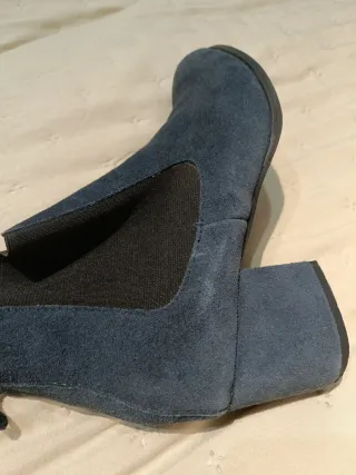 Botines azul marino ante tacón  muy cómodos ok