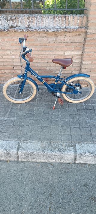 Bicicleta infantil B'Twin azul 16