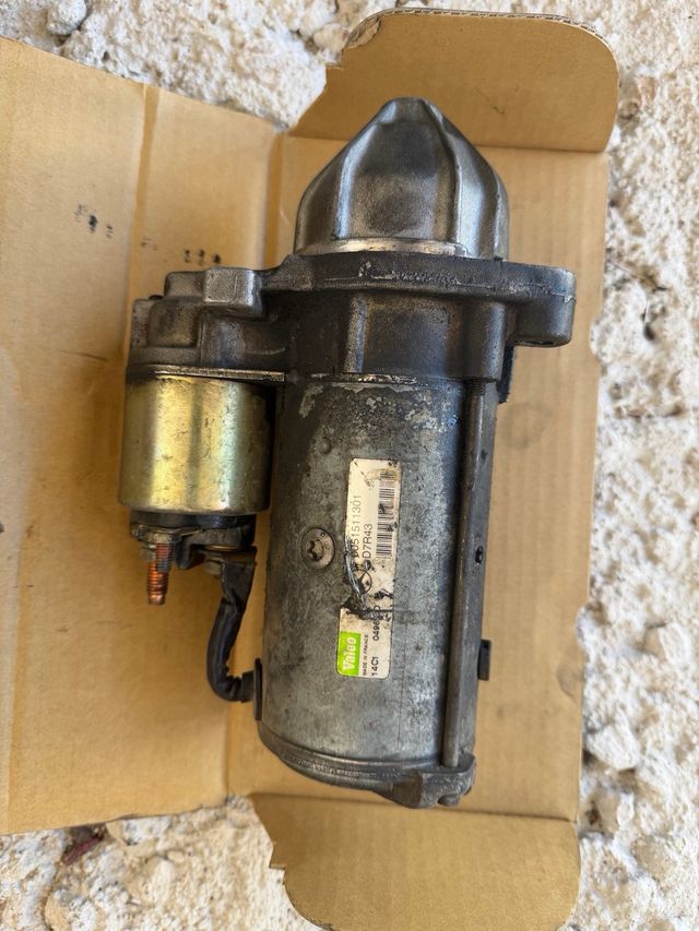 Motor de arranque Valeo D7R43 mercedes w203 220d