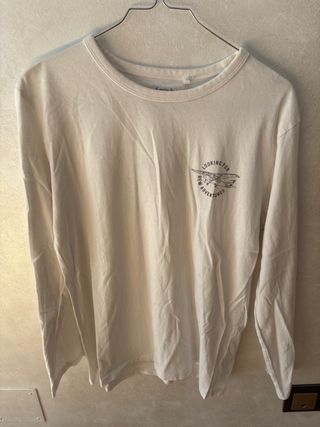 Camiseta manga larga beige y gris
