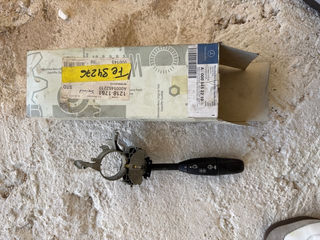 Conmutador Mercedes-Benz A 000 545 22 10