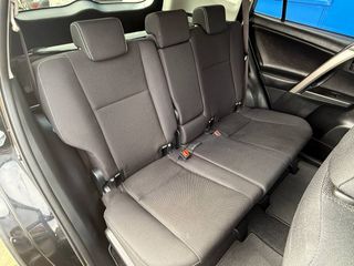 Toyota RAV4 ADVANCE 2.2D