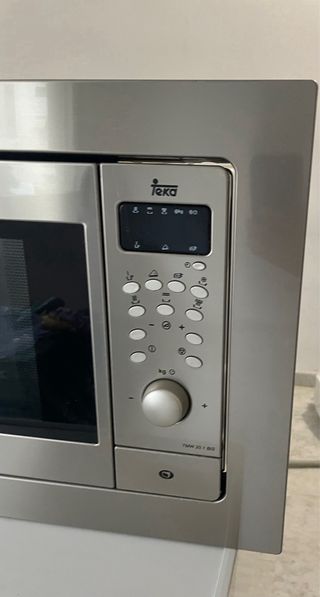 Microondas integrable Teka Built 