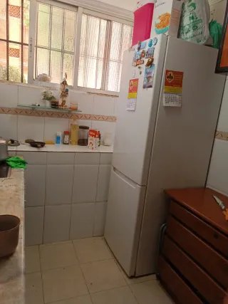 Nevera combi + Aire Acondicionado